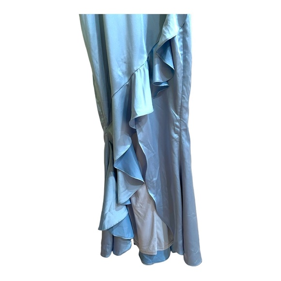 Lulus Chic Ruffled Maxi Dress Eternal Satin Light Blue Flutter Sleeve Gown Sz M - Picture 8 of 8